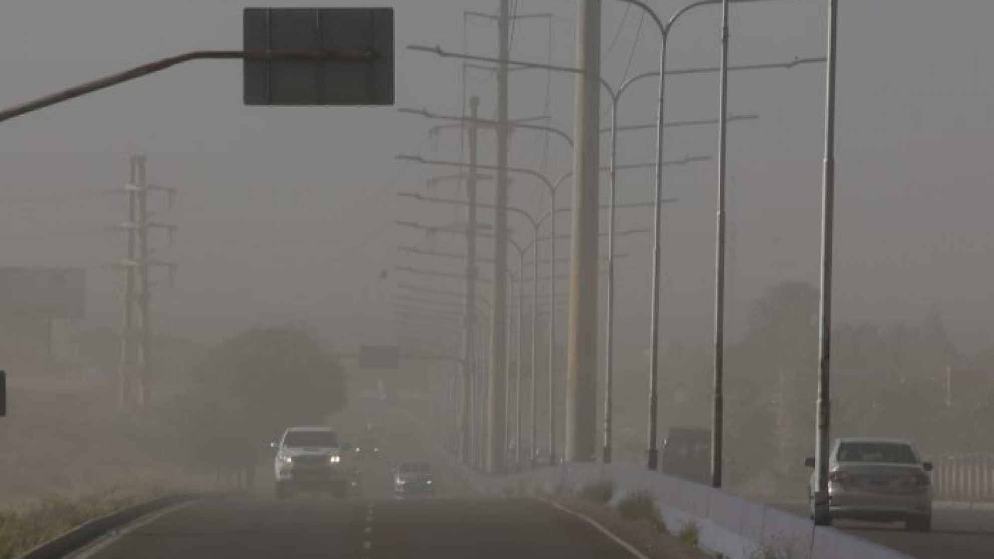 Viento Zonda: se suspenden las clases presenciales en Gran Mendoza, Potrerillos, Uspallata y Tupungato para turnos vespertino y nocturno